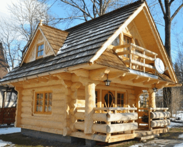 This Tiny Wood House Is Only 290 Sq. Ft., But Wait Till You See The Inside! This Tiny Wood House Is Only 290 Sq. Ft., But Wait Till You See The Inside!